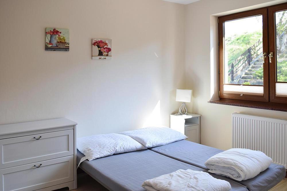 Dom U Zbyszka Z Prywatna Plaza Villa Kiedrowice Buitenkant foto